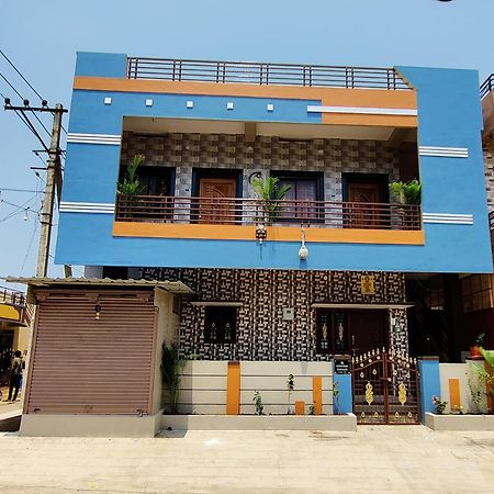 Balaji Homestay Хампи Экстерьер фото